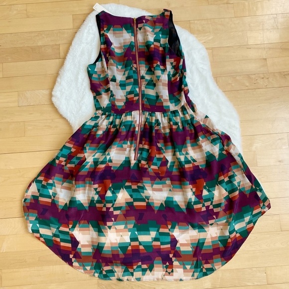 SOLD - Revolve | Line & Dot Geometric Print Silk Dress - Picture 6 of 13